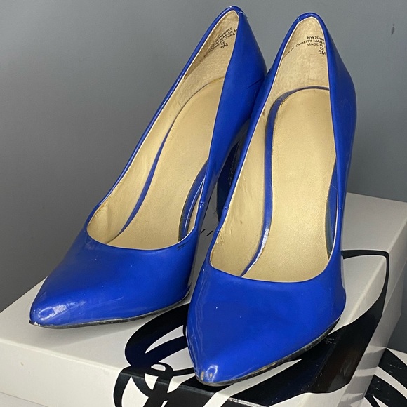 Nine West 3.5” “Gwendle” cobalt blue heels - size 6 - Picture 2 of 4